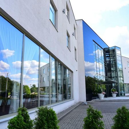 Hotel Hi-Fi Spa Новы-Томысль Экстерьер фото